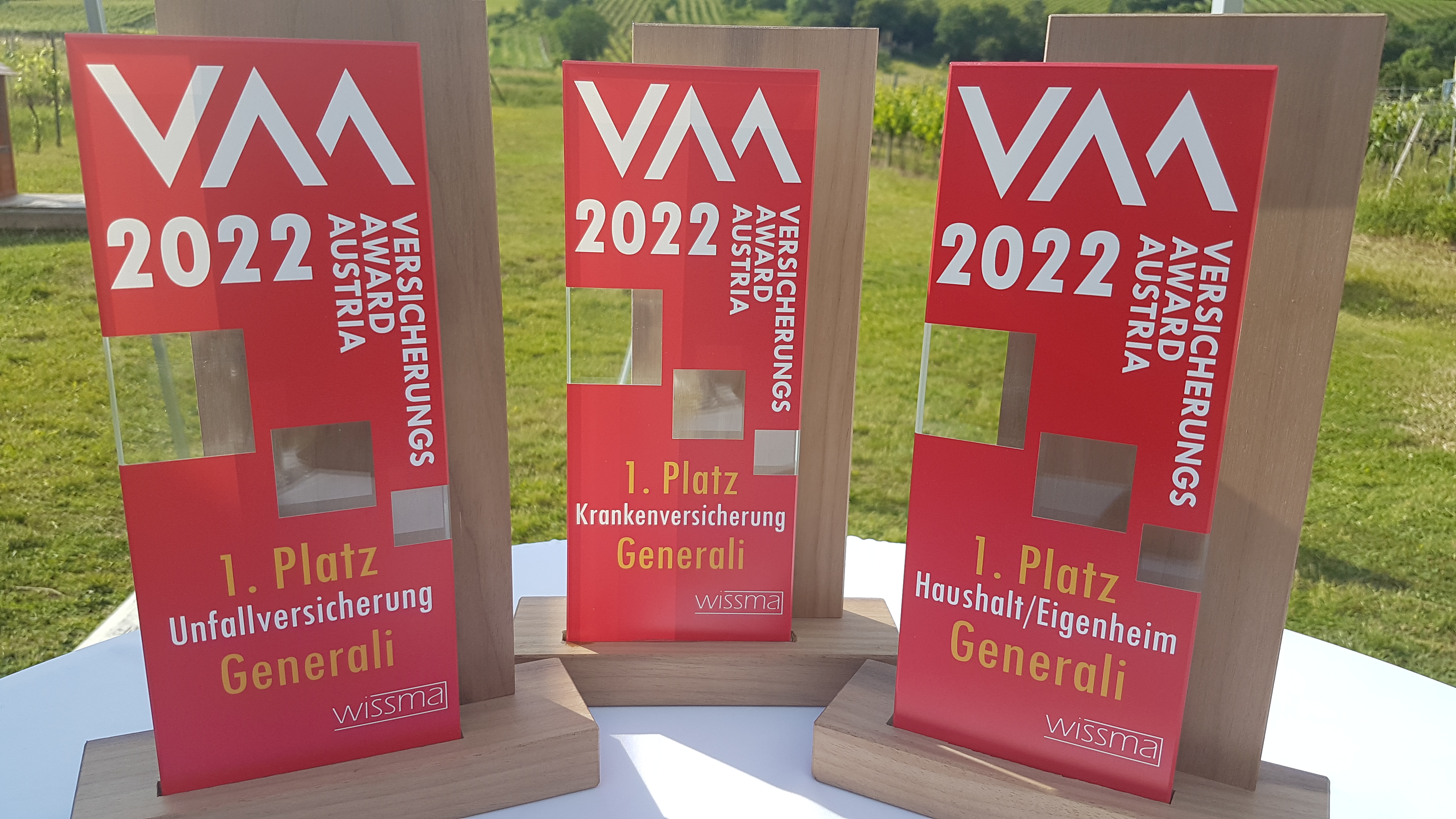 Die Generali Trophäen des Versicherungsaward Austria: erste Plätze in der Unfall-, Kranken- und Haushalt/Eigenheim-Versicherung © Birgit Dolezal-Swietly/Generali