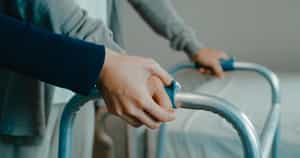 BestCare: smart Pflege ist eine leistbare Absicherung der Generali für schwere Pflegebedürftigkeit © GettyImages